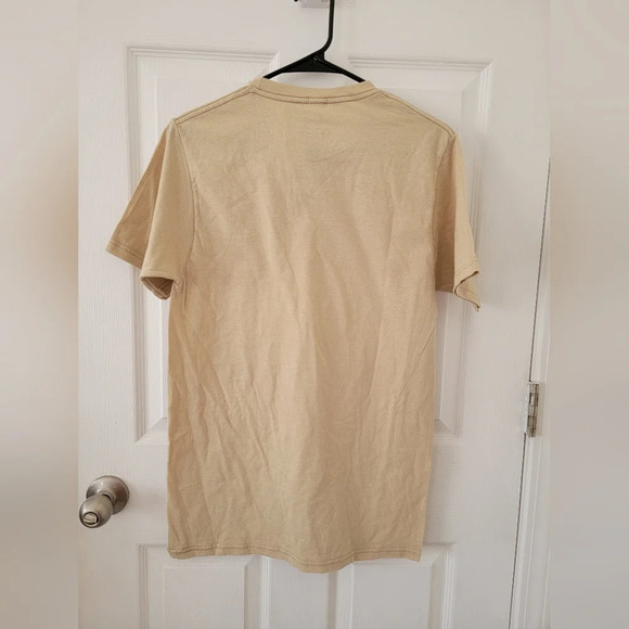 Hello Kitty Graphic T-Shirt NWOT - Picture 2 of 3